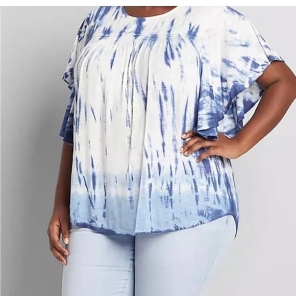 Lane Bryant-22/24-blue and white tie-dye flutter sleeve pull over top blouse - Picture 3 of 11